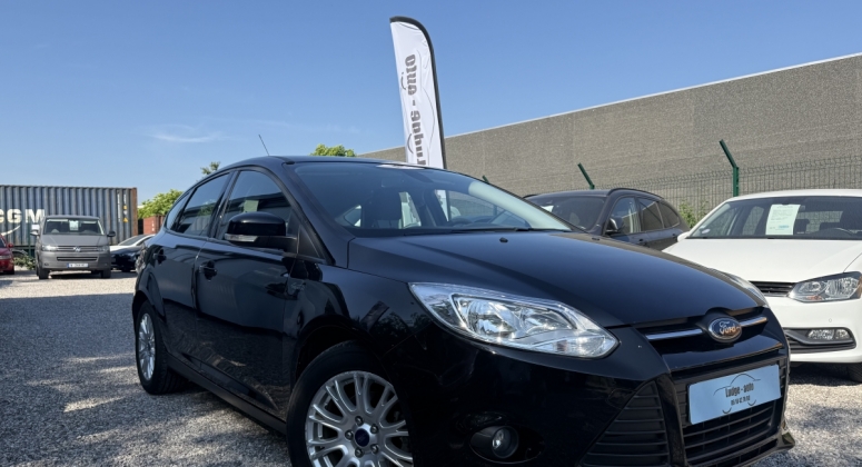 FORD FOCUS BERLINE