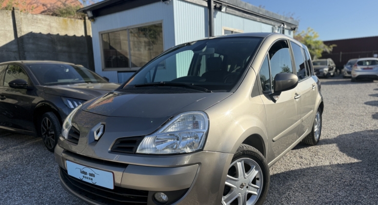RENAULT GRAND MODUS ESSENCE AUTOMATIQUE